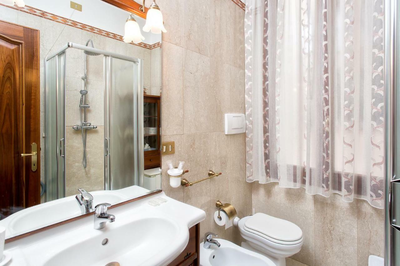 Residenza Calle Larga San Marco Venice Exterior photo