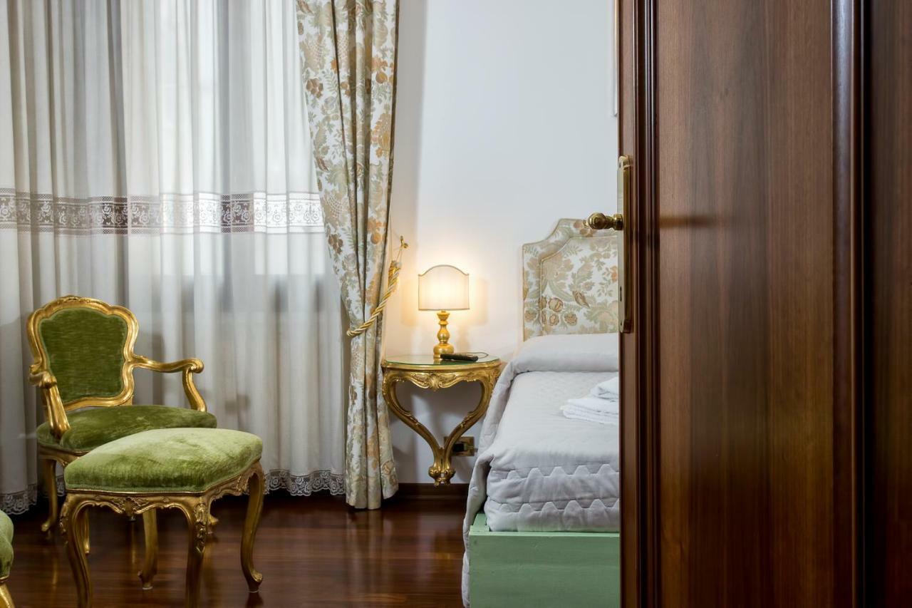 Residenza Calle Larga San Marco Venice Exterior photo